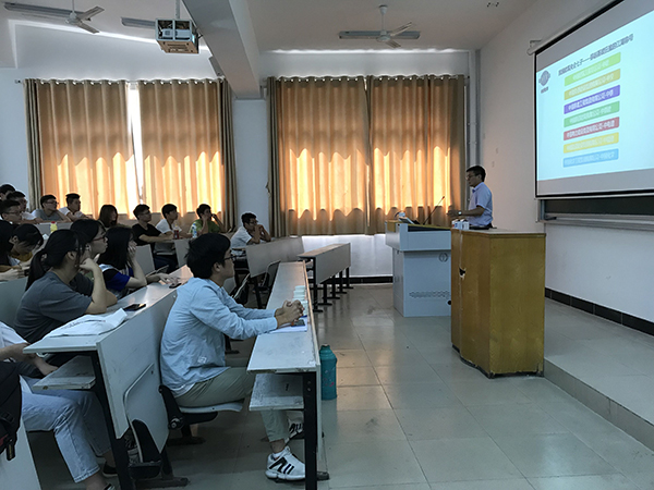 土木与环境工程学院举办中国化学工程第十四建设有限公司专场招聘会