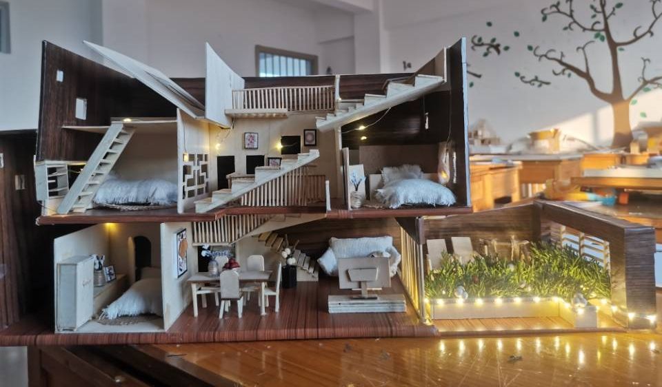 19建筑学2班—刘宇杰、李娟、倪屾、吕新—建筑模型