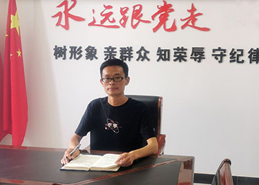 城市建设学院基层优秀校友系列报道（五） ——记优秀校友郁青松