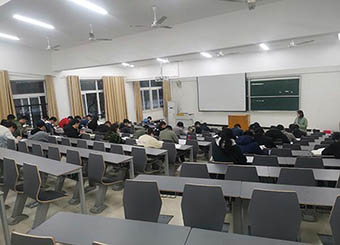 第四届安徽新华学院大学生力学竞赛顺利开展