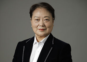 教授——钱德玲