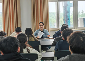 城市建设学院党总支第二党学生支部开展党纪学习教育