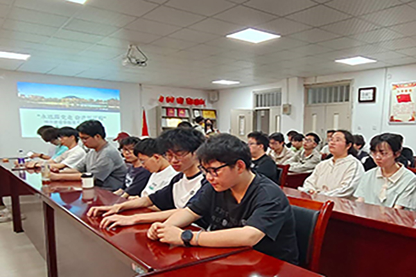 “永远跟党走 奋进新征程”城市建设学院优秀学子报告会